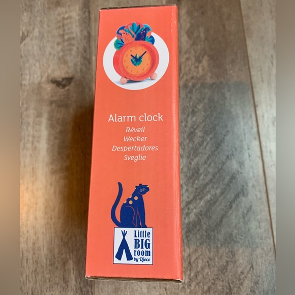Wooden alarm clock with jungle cats. Little big room djeco brand orange blue - Picture 3 of 3